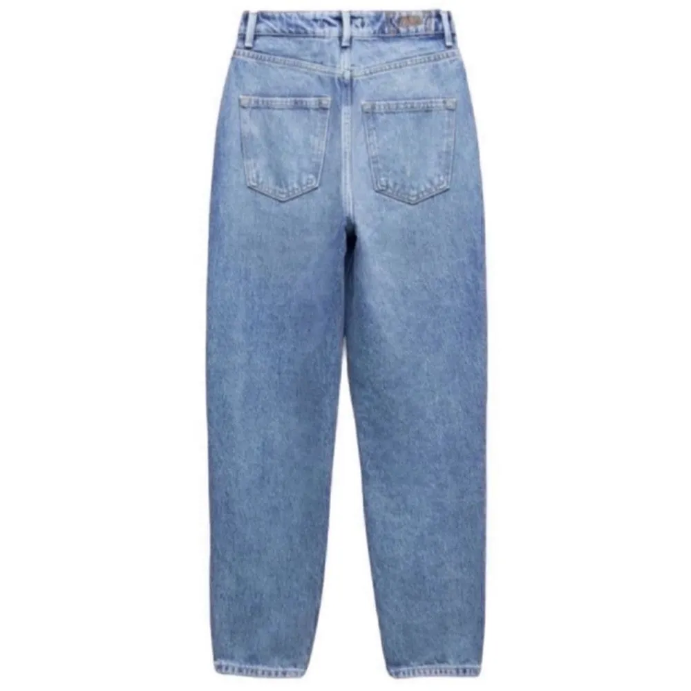 Zara Mom Fit Blue Jeans(Size 4) - Image 4