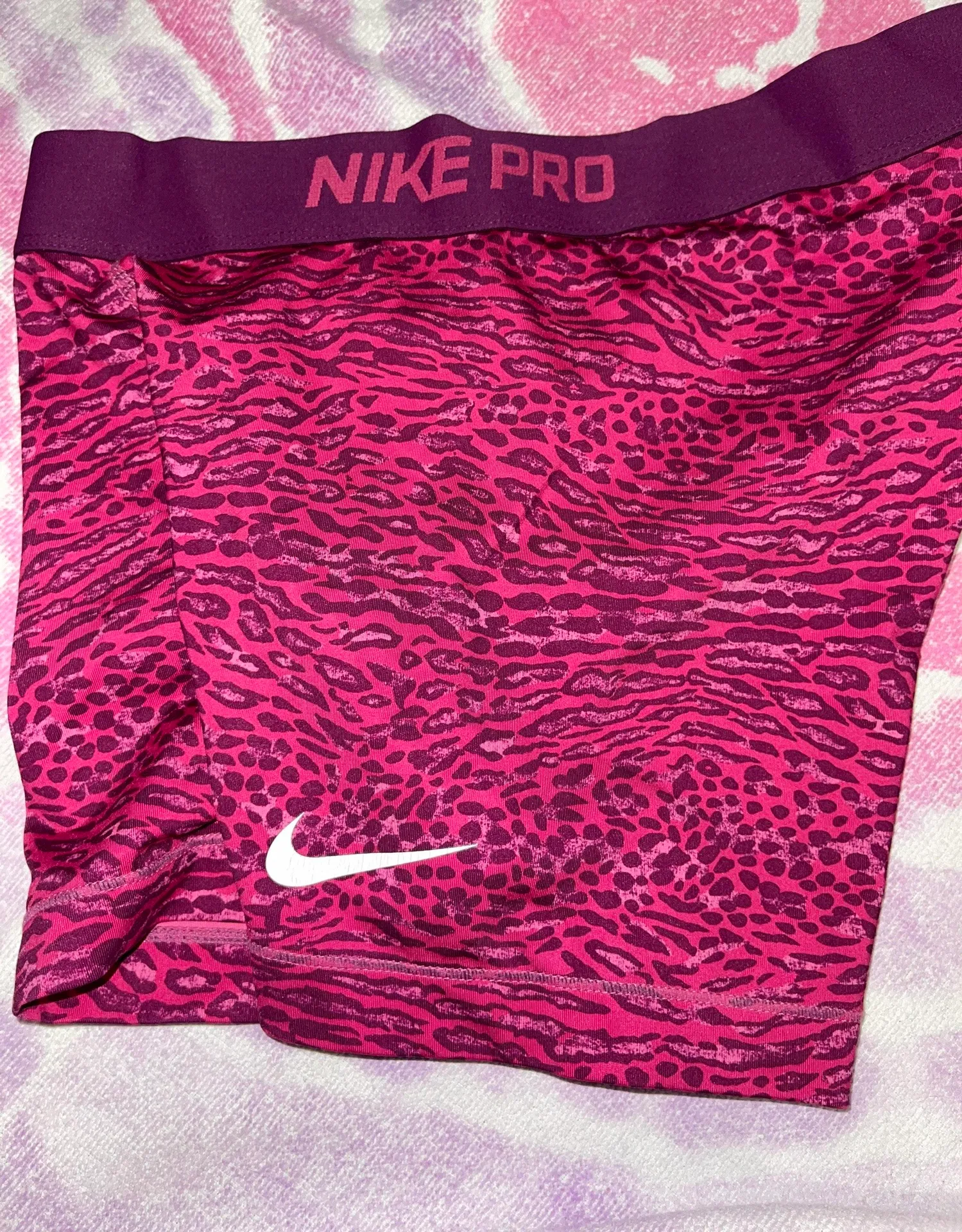 Nike Pros - Image 3