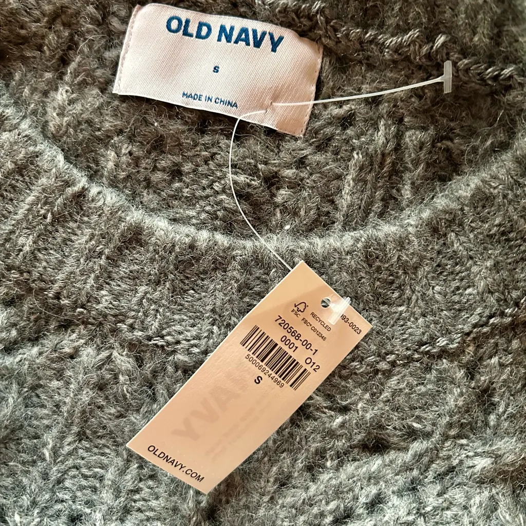 Old‎ Navy Women's Sweater in Heather Gray - Image 12