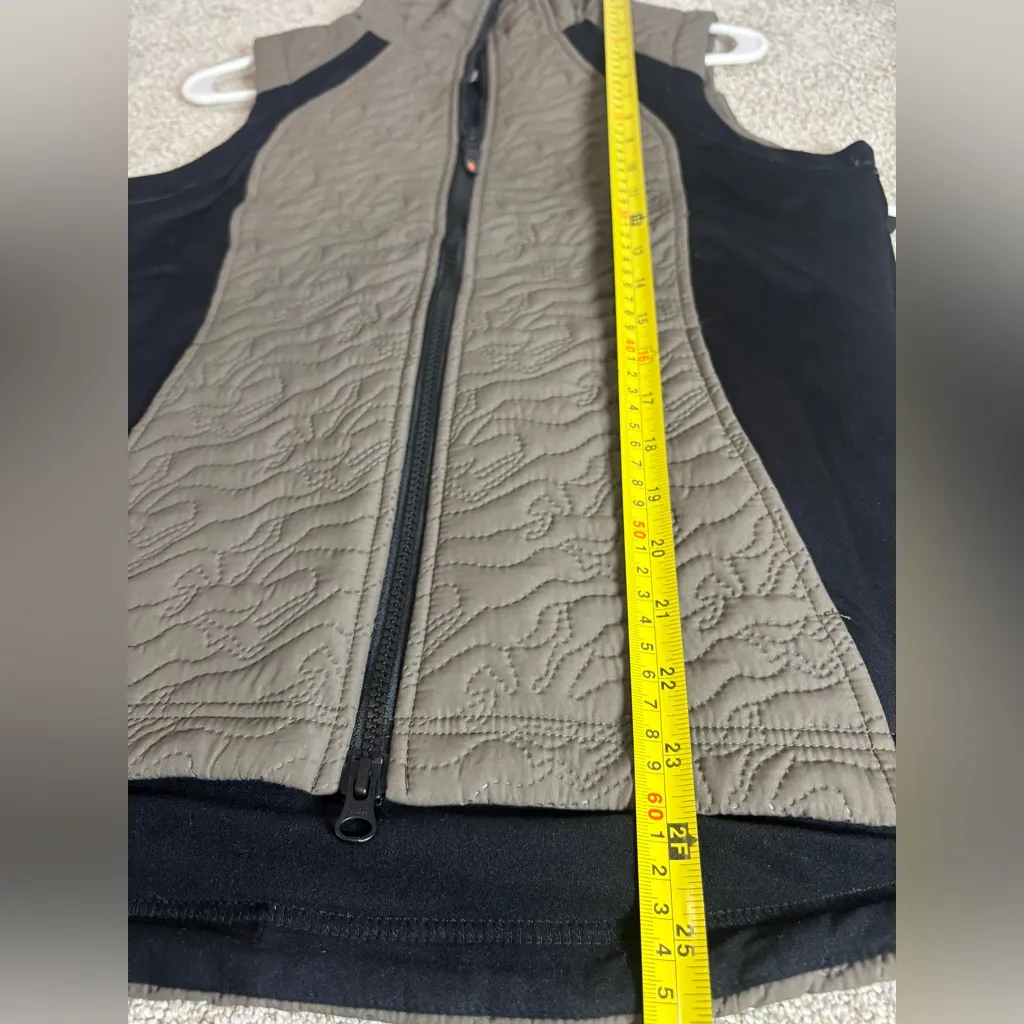 NEW KERRITS UNBRIDLED HORSE QUILTED VEST DRIFTWOOD COLOR SMALL EQUESTRIAN RIDING - Image 8