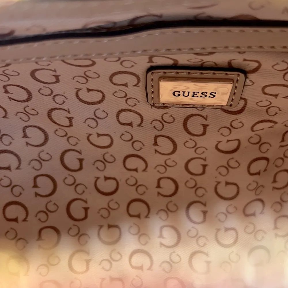Guess Pink and‎ White Satchel with Gold Accents - Image 14
