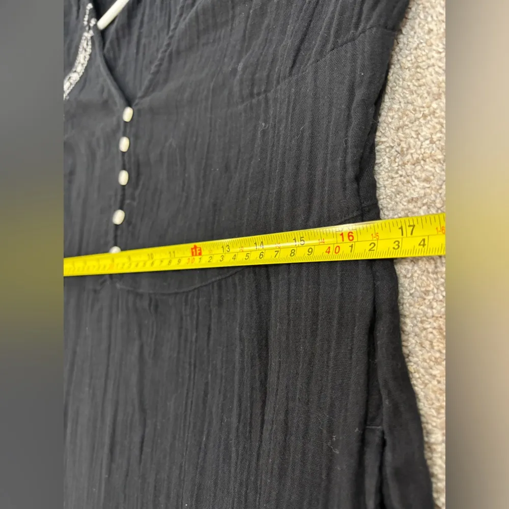 Old Navy Black Crinkle Crepe Gauzy V-Neck Boho Maxi Prairie Dress Size Small - Image 13