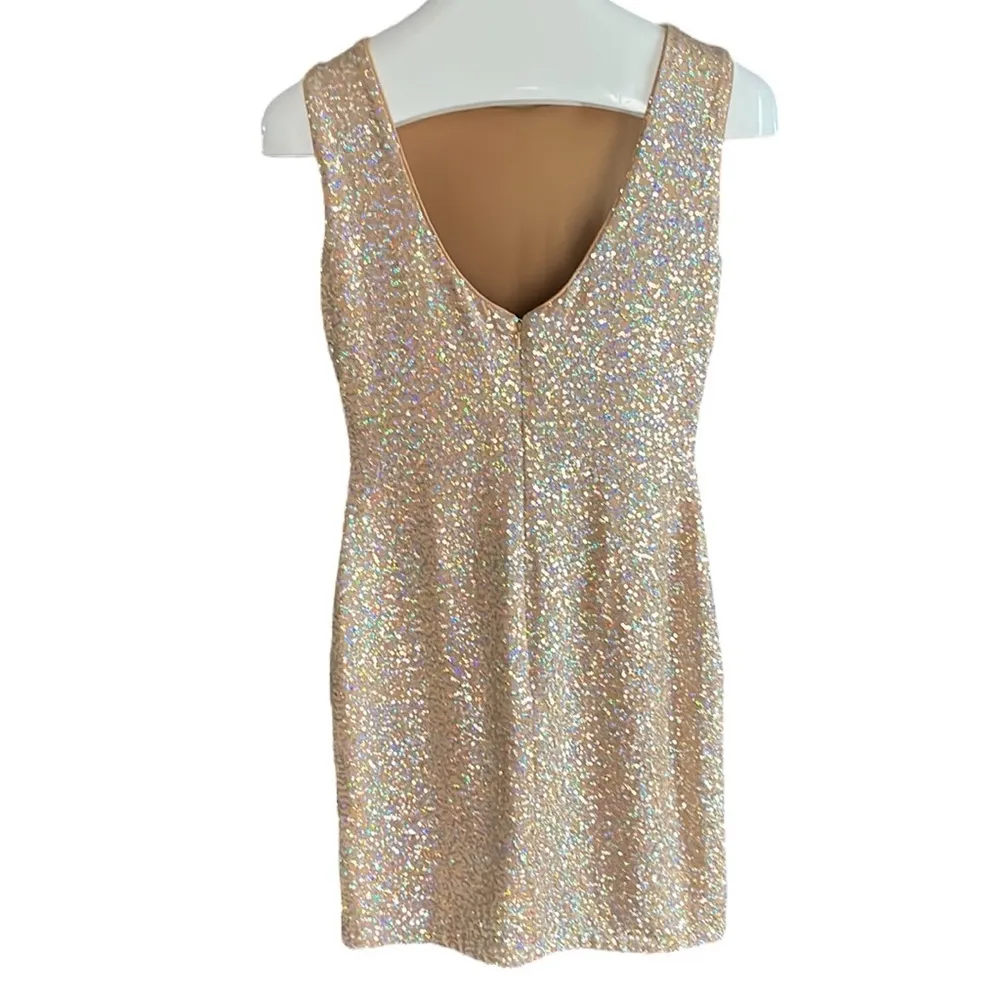 Venus  sequine bodycon low back dress - Image 7