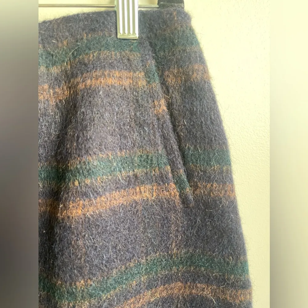 Vintage Harve Benard Wool Alpaca Long Navy Plaid Winter Skirt Pockets Size 14 - Image 4