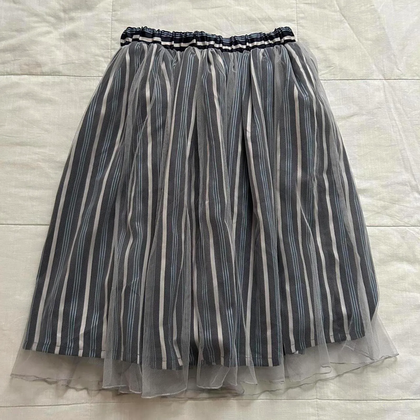 Axes Femme navy and white striped skirt with tulle overlay and elastic waistband Blue Size M - Image 4