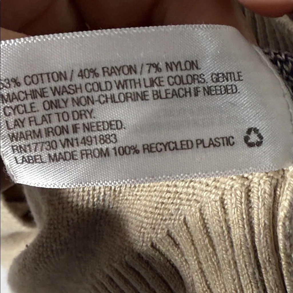 Merona Beige Dog Graphic Sweater Women’s Small Lightweight Knit Crewneck - Image 6