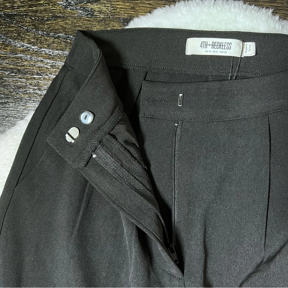 NWT ASOS 4th & Reckless Black Tailored Pants with Elastic Cuff - Image 6