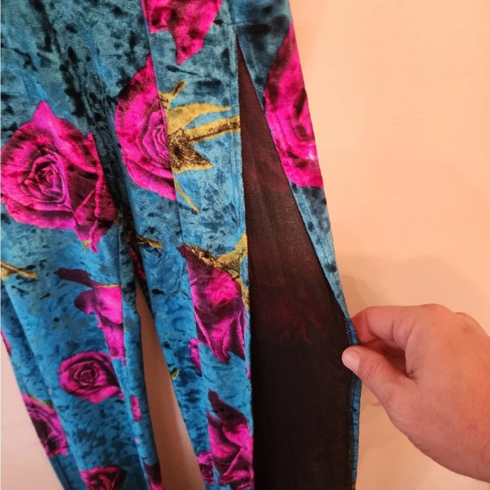 Ktoo jumpsuit flower pattern Size small - Image 3