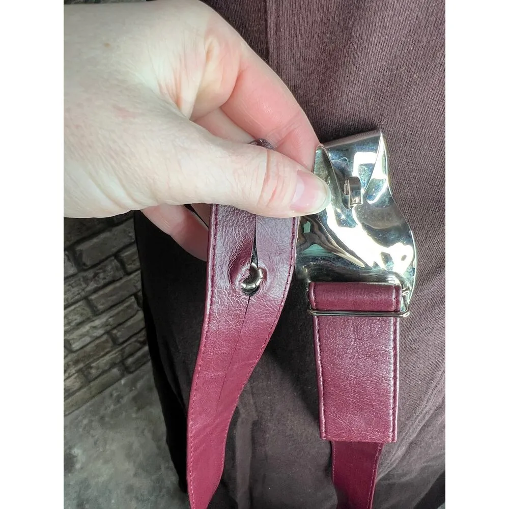 belt oval rippled buckle maroon burgundy wine silver vintage Black - Image 8