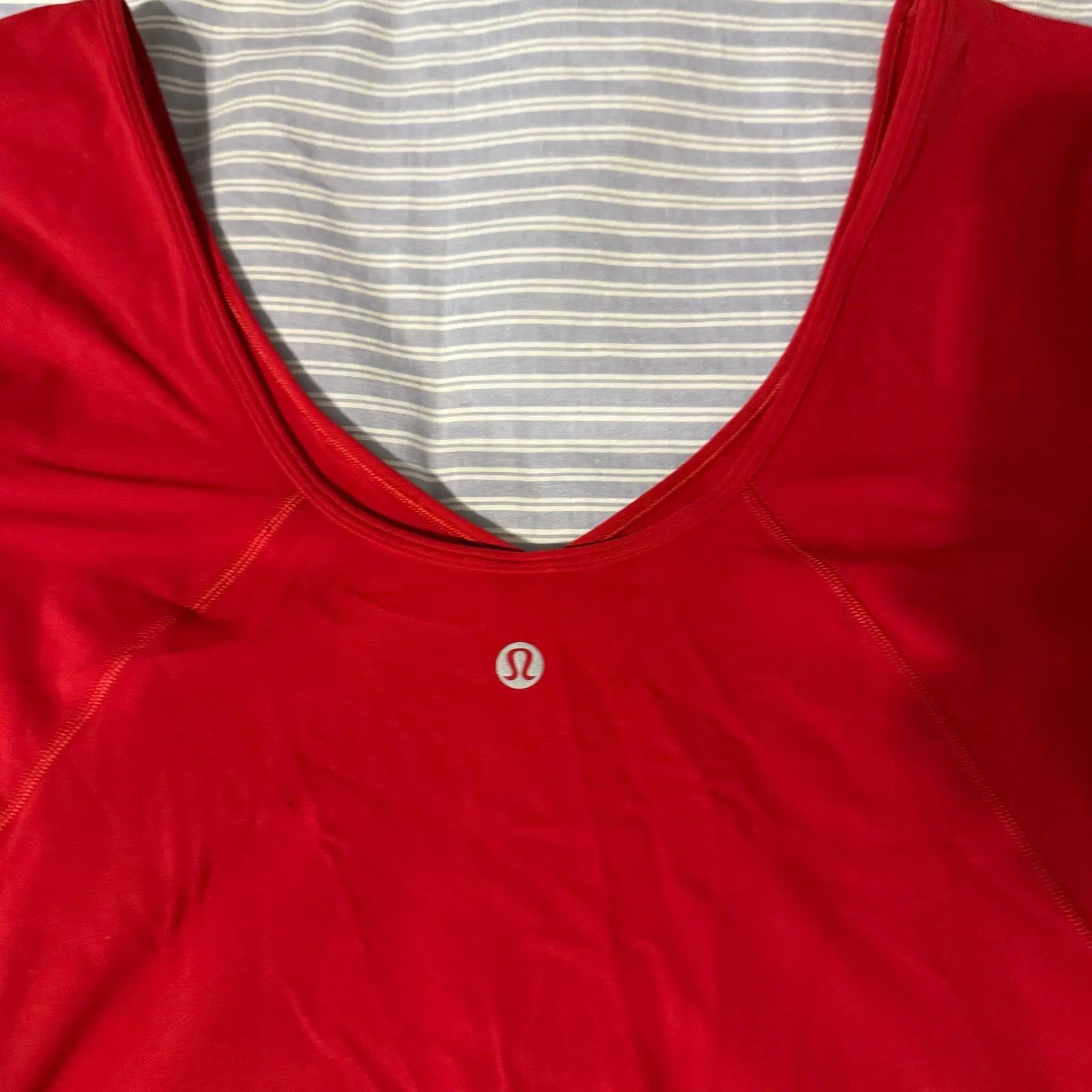 Lululemon  Athletica Align T-Shirt - Image 4