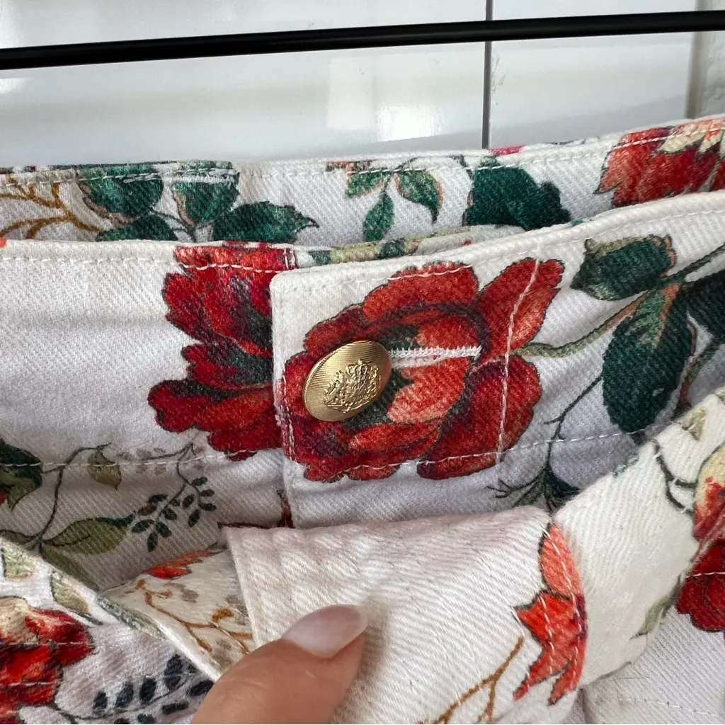 Maje Iflor Roses Printer Shorts - Image 6