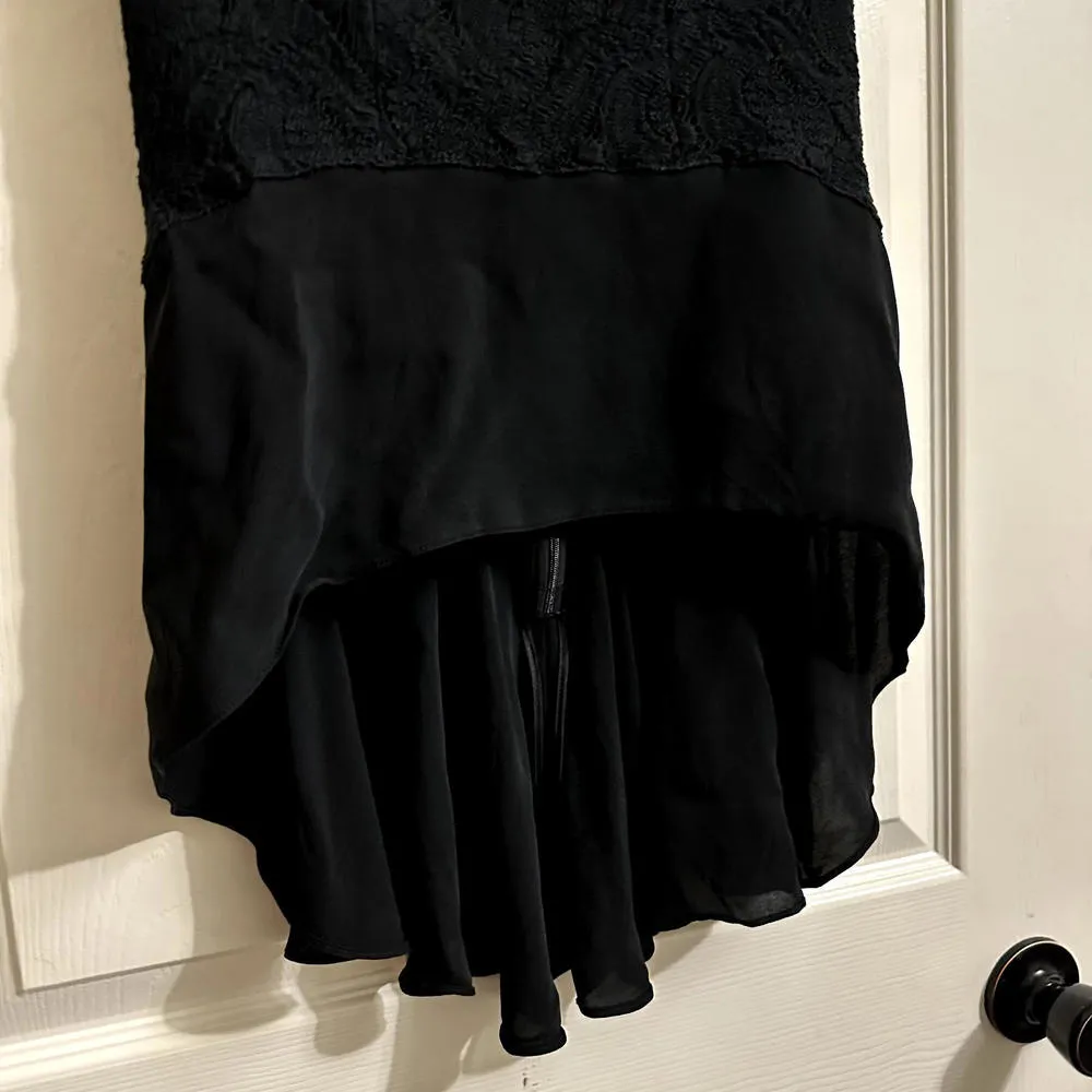 Elie Tahari Women's Hi Low Blouse Top sz XS extra small shirt V Neck Black Lace - Image 5