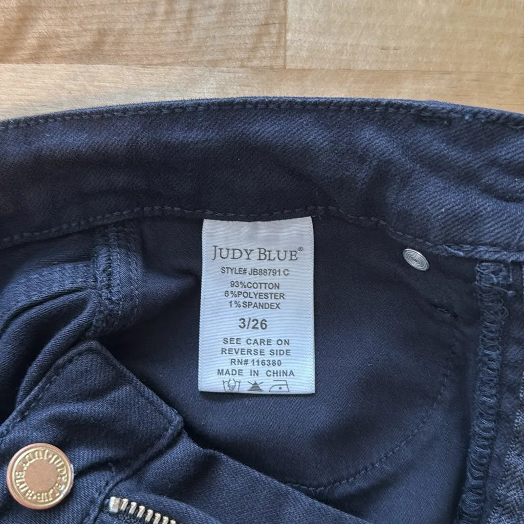 Judy Blue High-Waisted Tummy Control Garment Dyed Black Skinny Jeans, 26 - Image 9