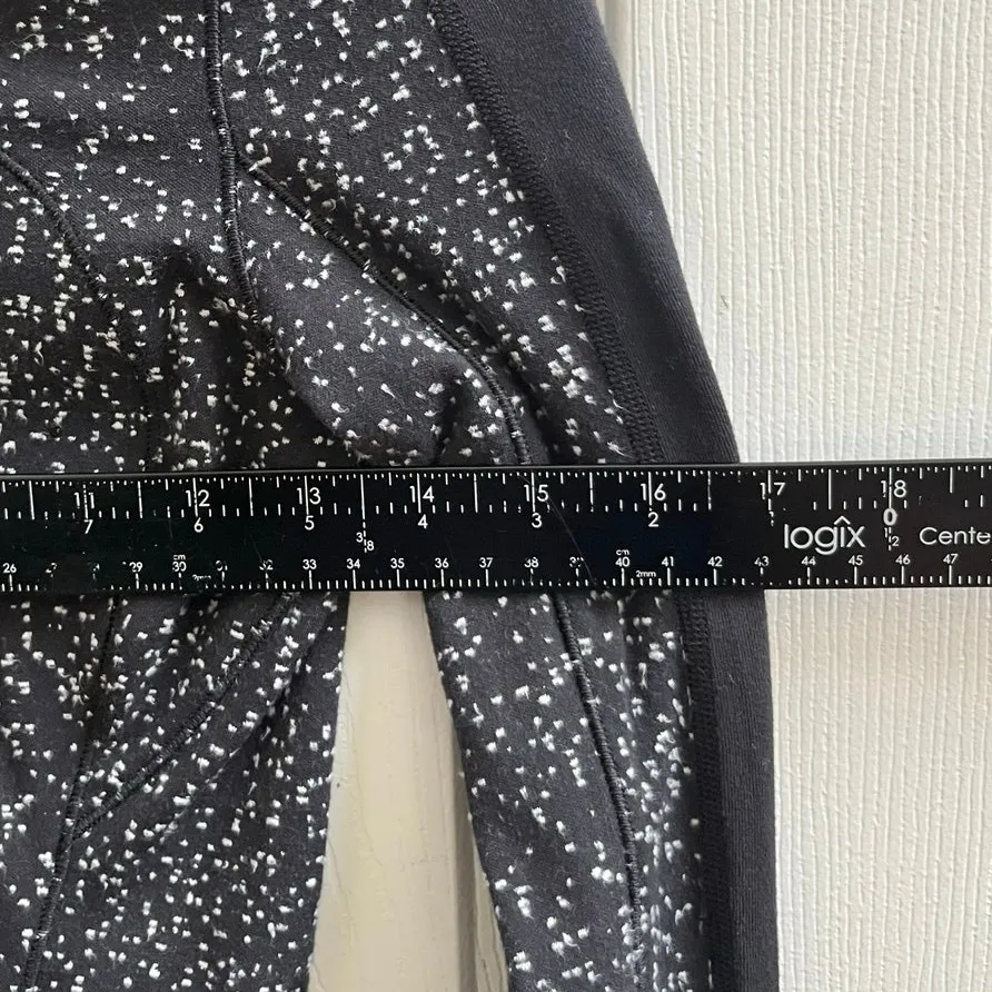 Lululemon Run Briskly 1/2 Zip Pocket Thumbhole Jacket Size 4 - Image 10