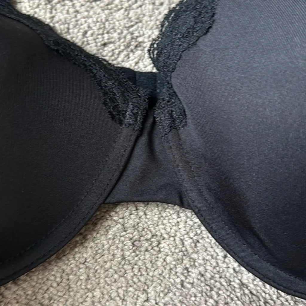 Fruit of The Loom Bra SIZE 42DD - Image 2