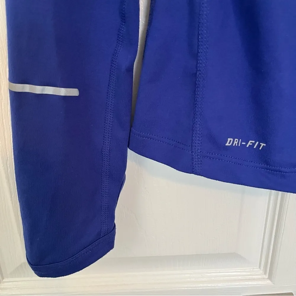 Women’s Nike Running Purple and Grey Dri-Fit Jacket Size XS - Image 3