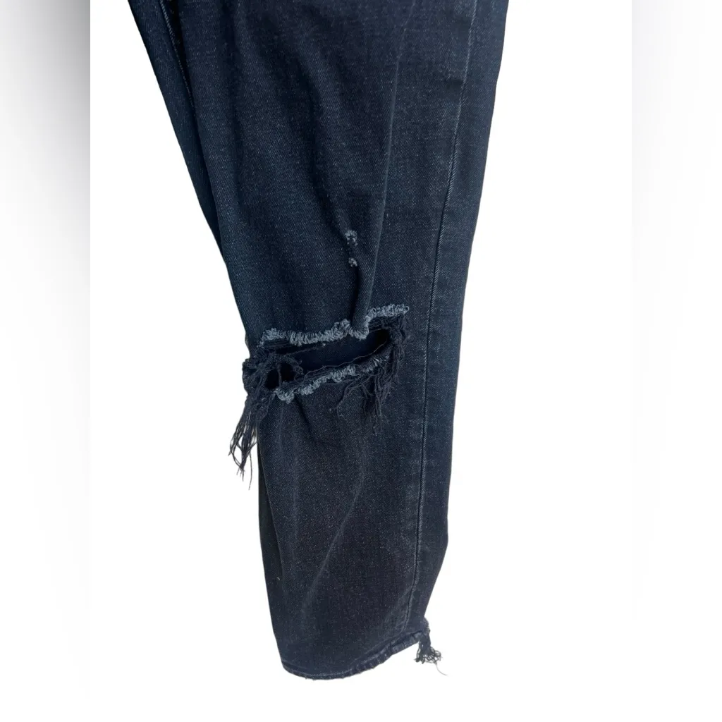 Abercrombie & Fitch Curve Love Distressed‎ High Rise Mom Jeans Size 2S/26 - Image 5