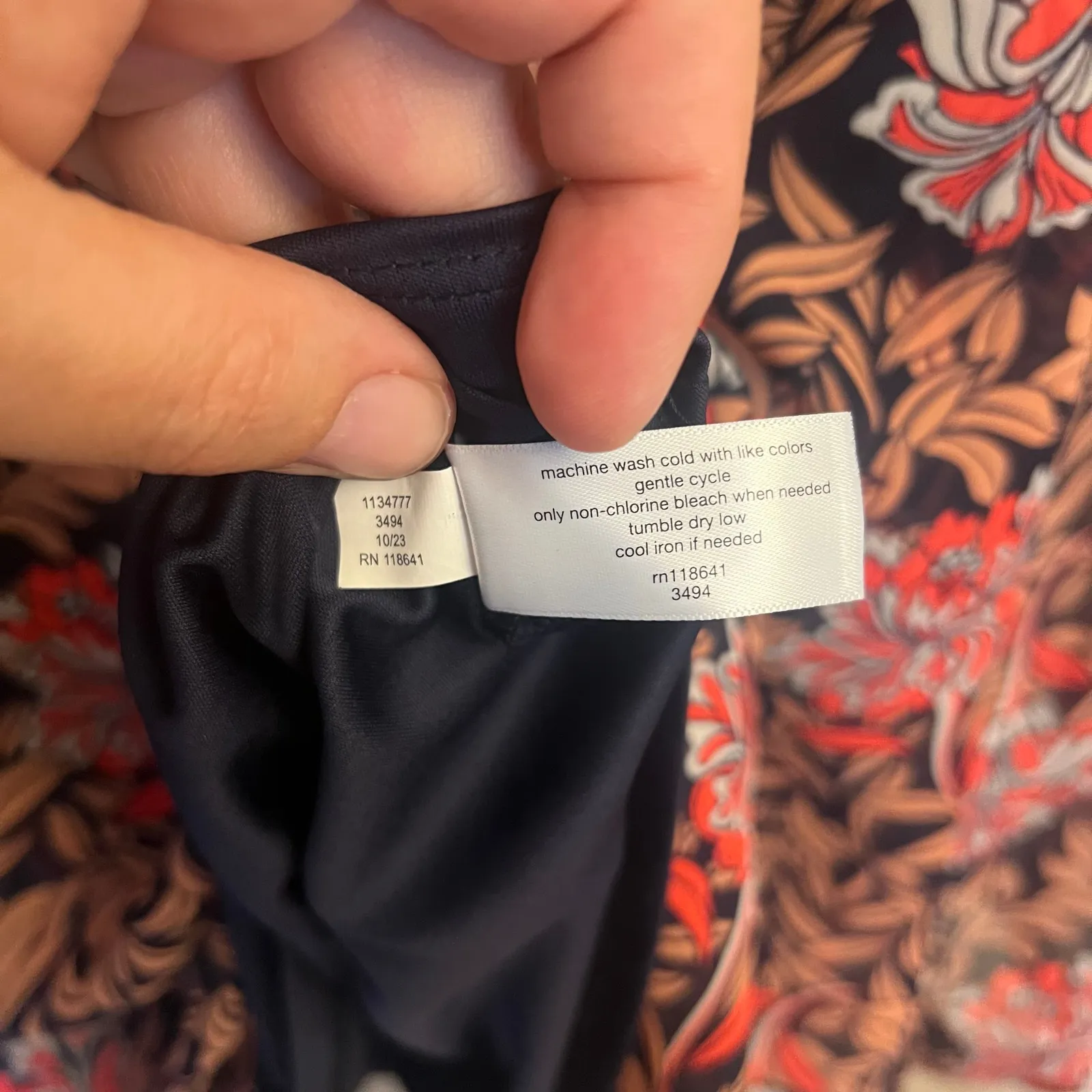 Lane Bryant Pin-Tuck Crew-Neck Blouse Plus Size 20 Pink Coral Floral - Image 7