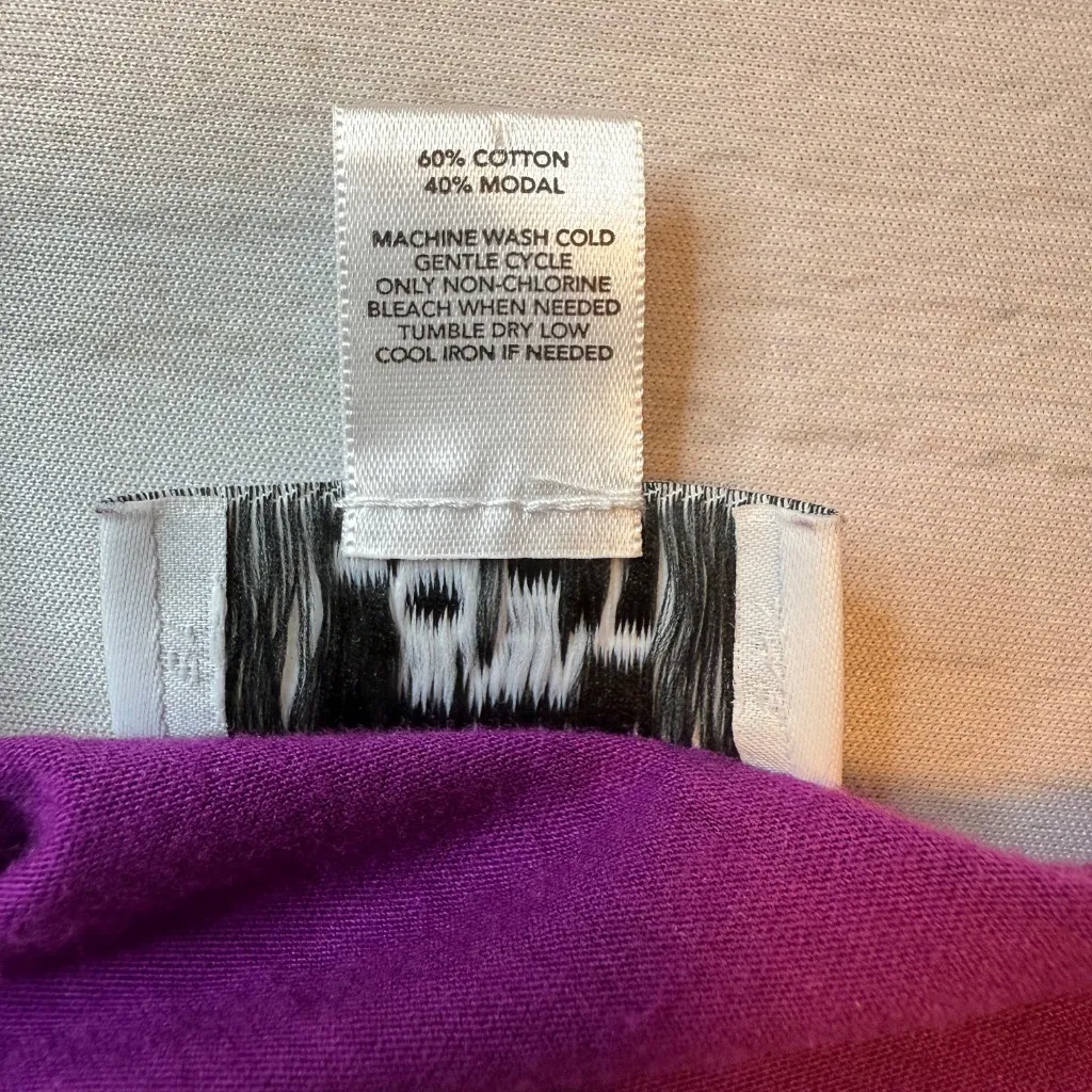 LOFT - Women’s Purple Short Sleeve Top - Size Small.  - Image 9