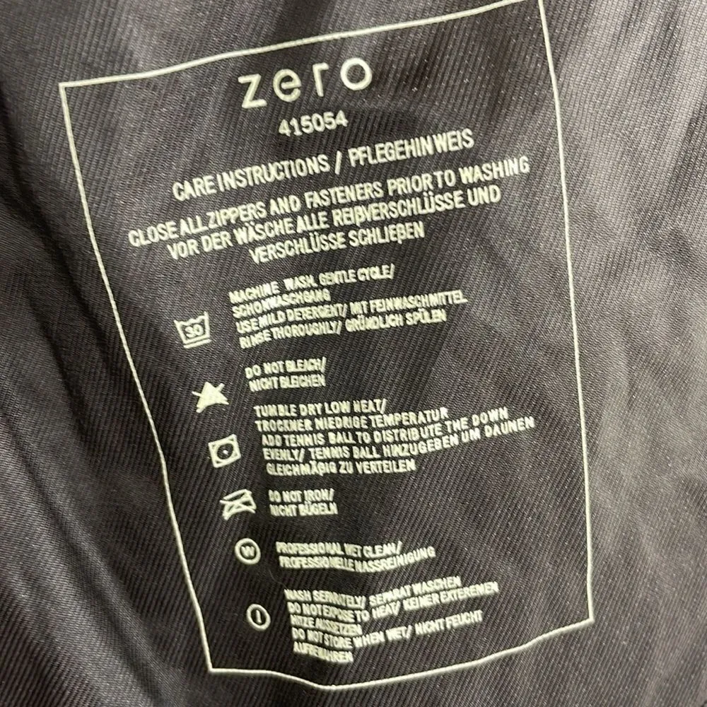 Zero Winter Dreams Utility Puffer Vest with Hood front Zip Size Small EU 36 - Image 11