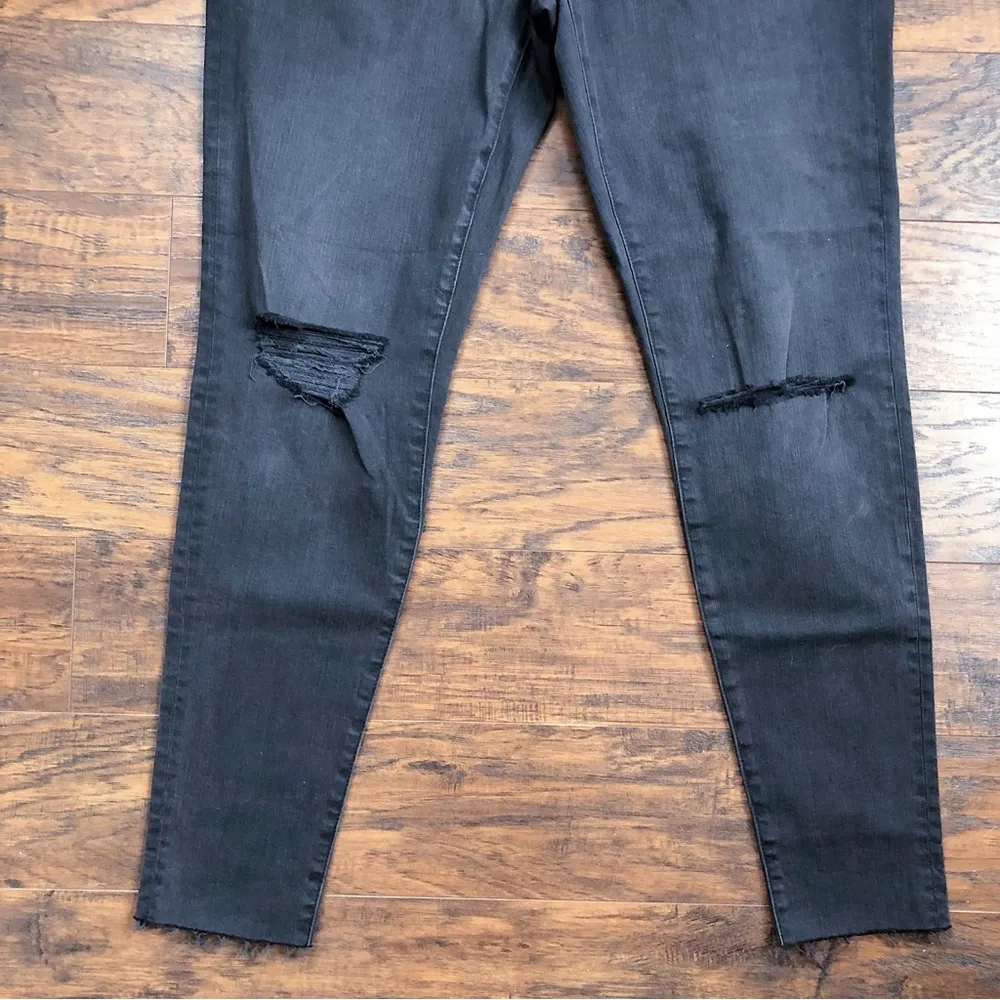 Madewell • 9” Mid Rise Skinny jeans black distressed ripped ankle high raw hem - Image 11