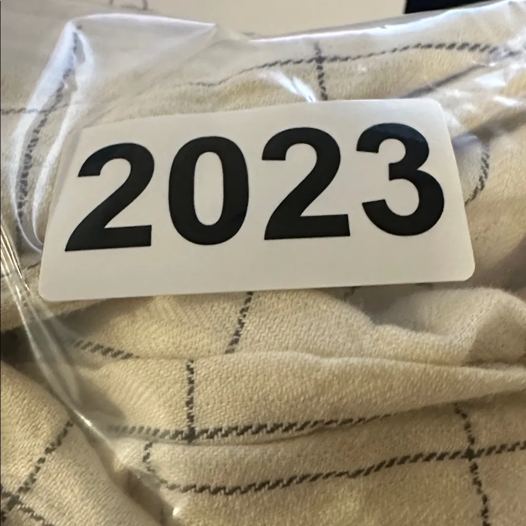 ZARA Cream Checkered Knotted Midi Wrap Dress with deep V-neckline. Size M Cotton - Image 10