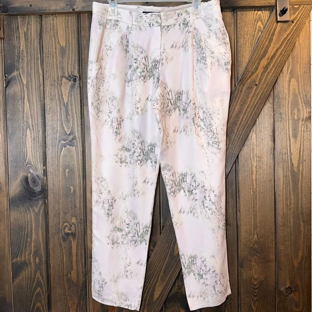 THEORY 100%SILK FLORAL IVORY RELAXED CHINO TAPERED PLEAT PANTS - Image 2