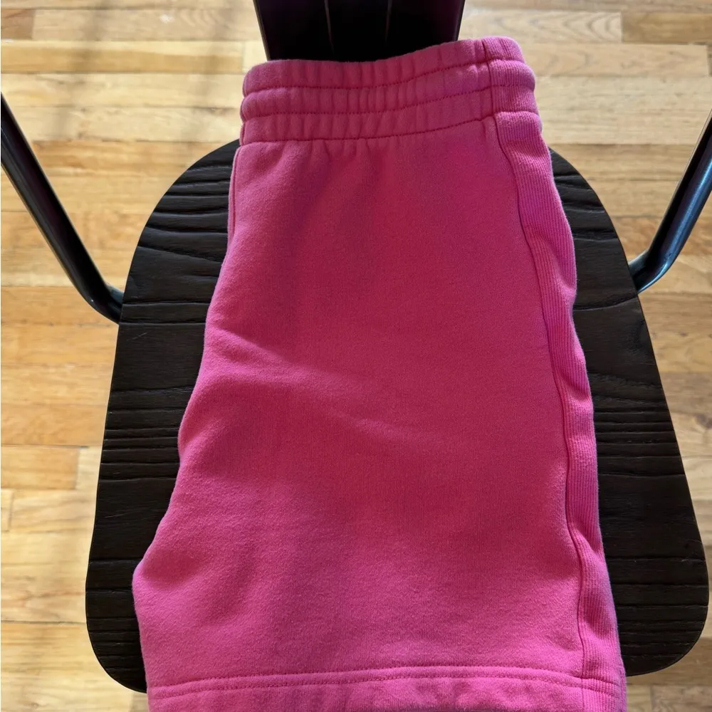 Aritzia TNA Cozy Fleece Boyfriend 5” Sweatshort Cosmo Pink S - Image 3