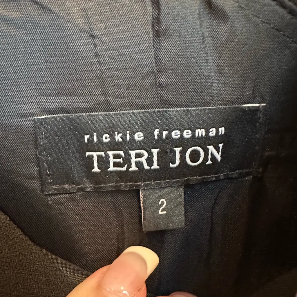 RICKIE FREEMAN FOR TERI JON Asymmetric Neck Crepe Dress Side Ruffle Size 2 XS Black - Image 9