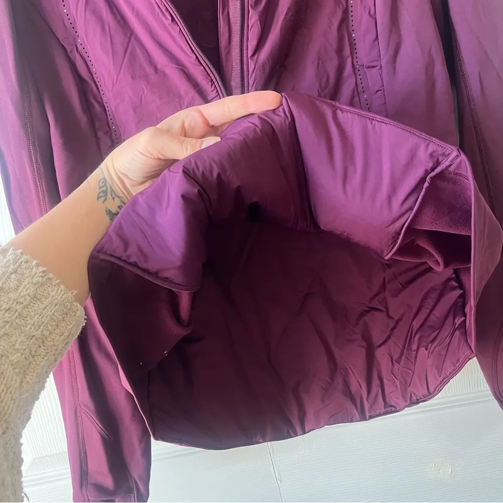 LULULEMON Run for Cold Half Zip Pullover Hoodie Jacket Plum Size 10 - Image 6