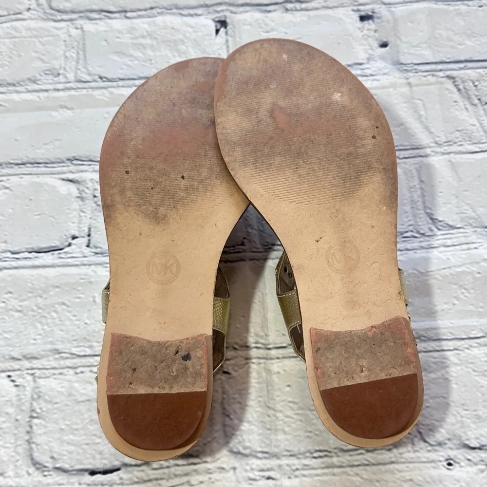 Michael Kors Plate  Flat Thong in Pale Gold - Image 6