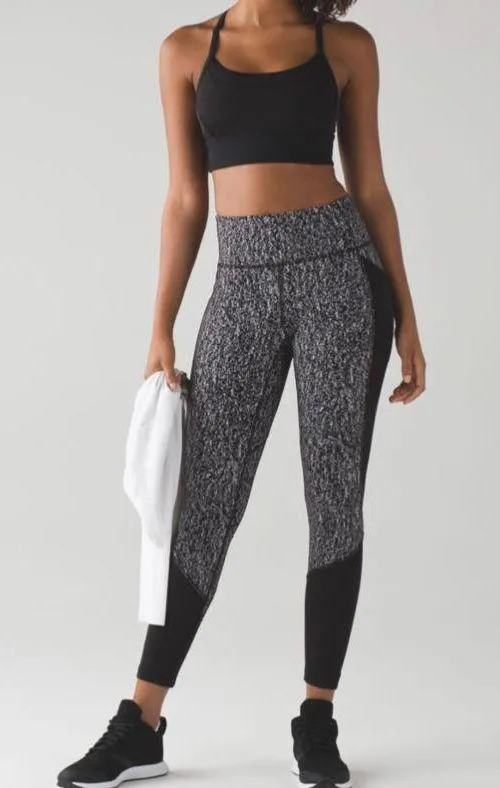 Fit Physique Leggings - Image 4