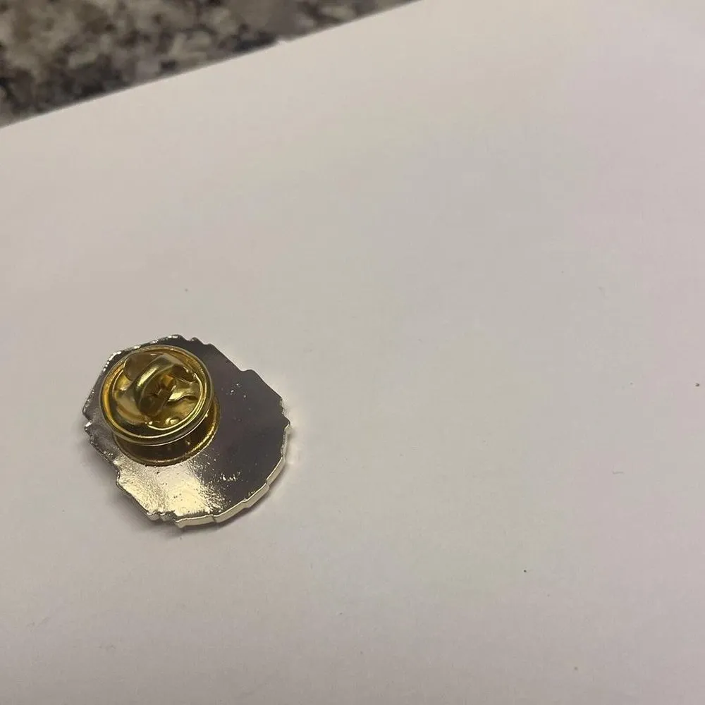 Gold Tone Four Leaf Clover Shamrock Brooch Tack Pin - Image 5