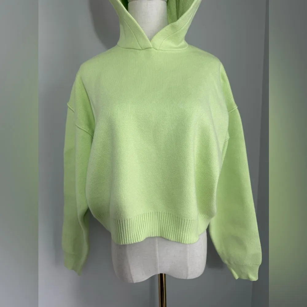 Zara women’s light green cropped sweatshirt size small - Image 2