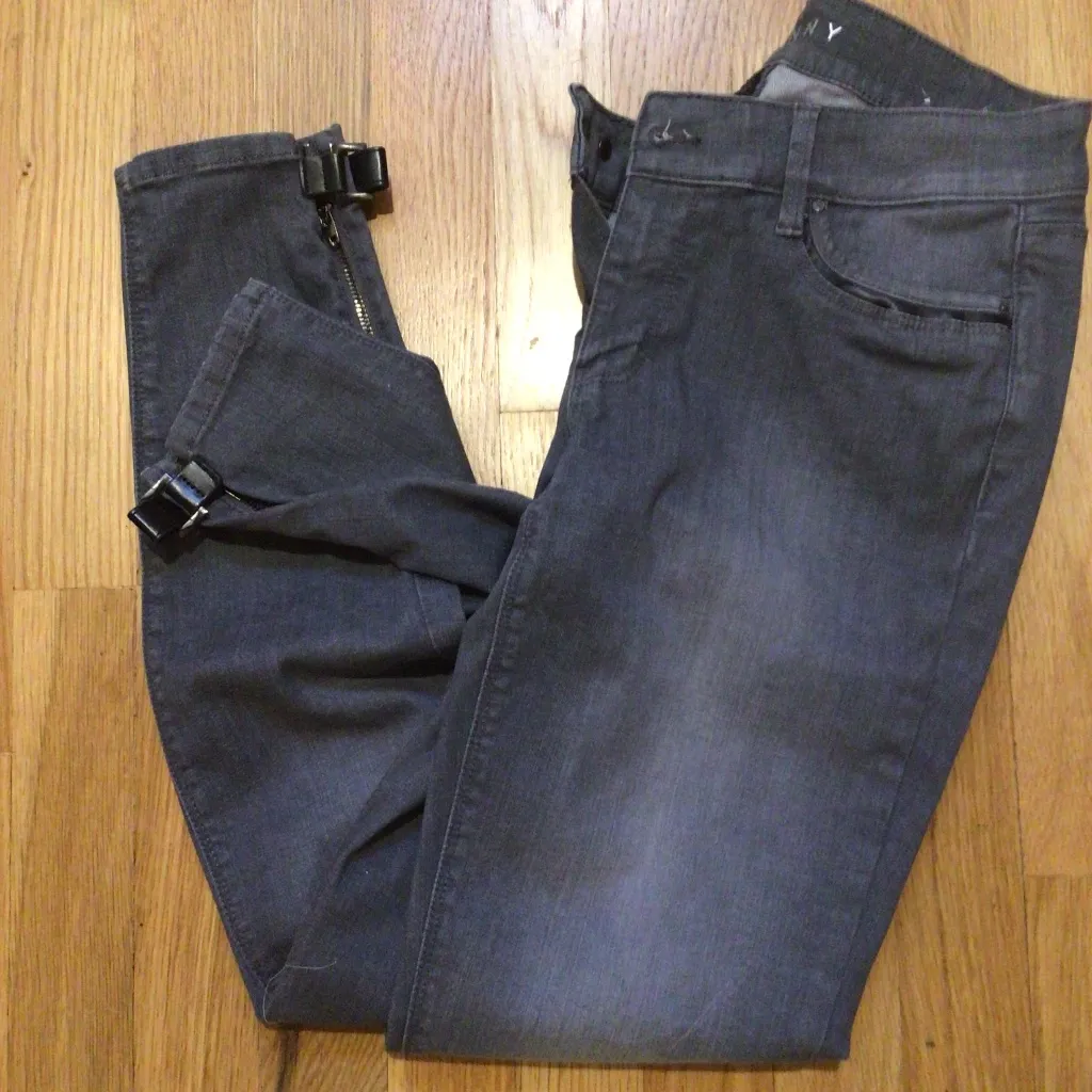WHBM Classic Rise Skinny Ankle Faux Leather trim jeans in dark gray sz 2 EUC - Image 7