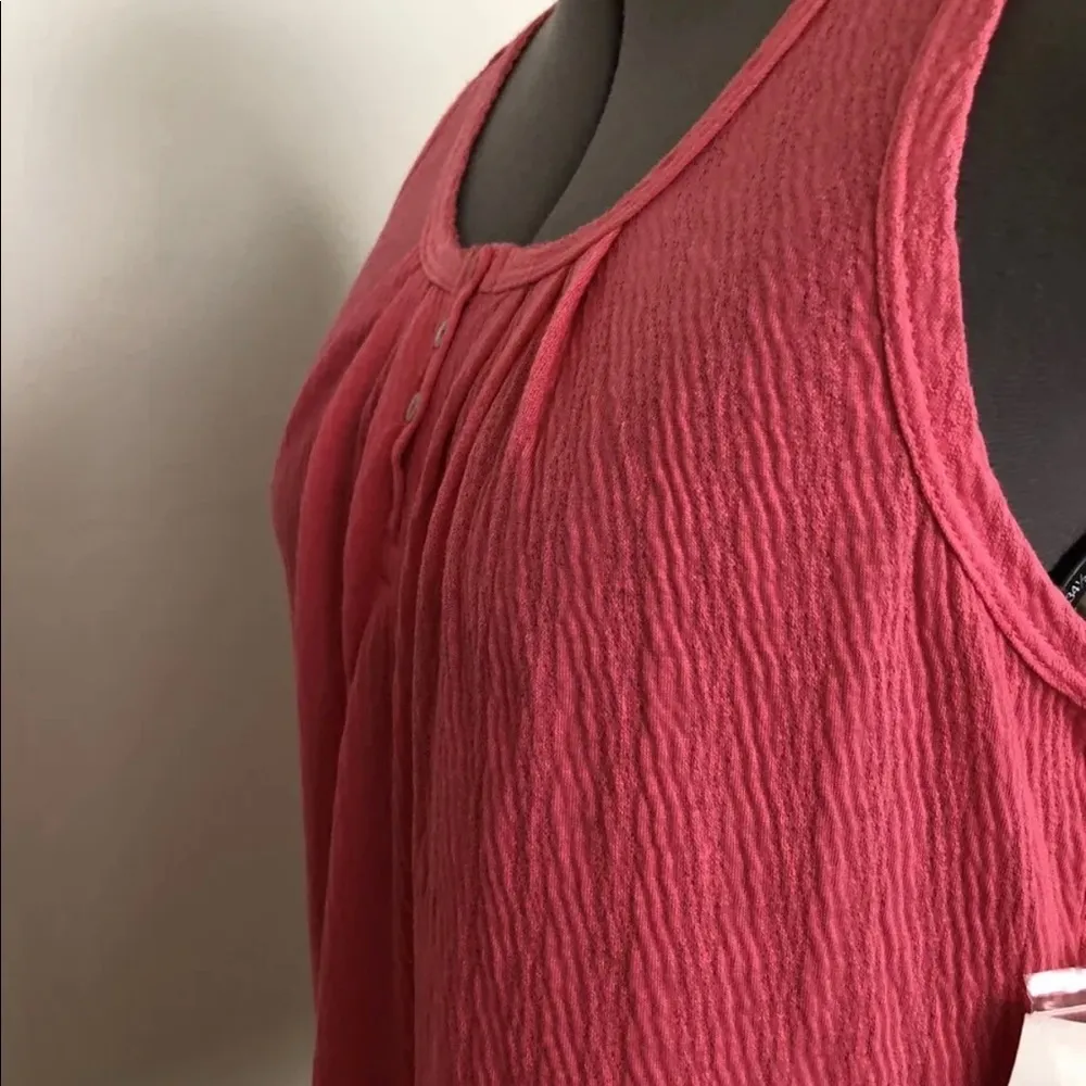 Croft & Barrow Womens Sleep Top Size Small Coral Relaxed Fit New - Image 3