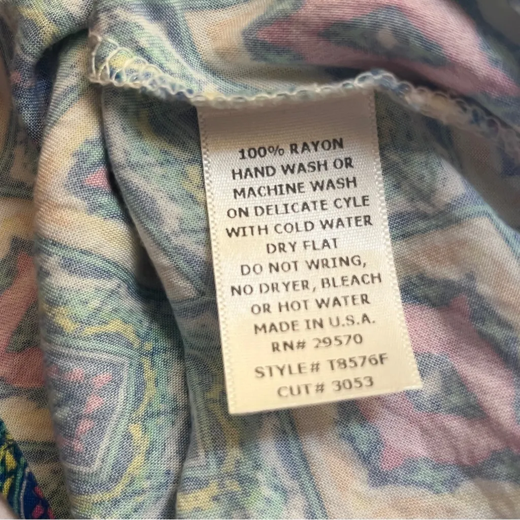 Miami Blue and Pink Geometric Women's Blouse Large - Image 8