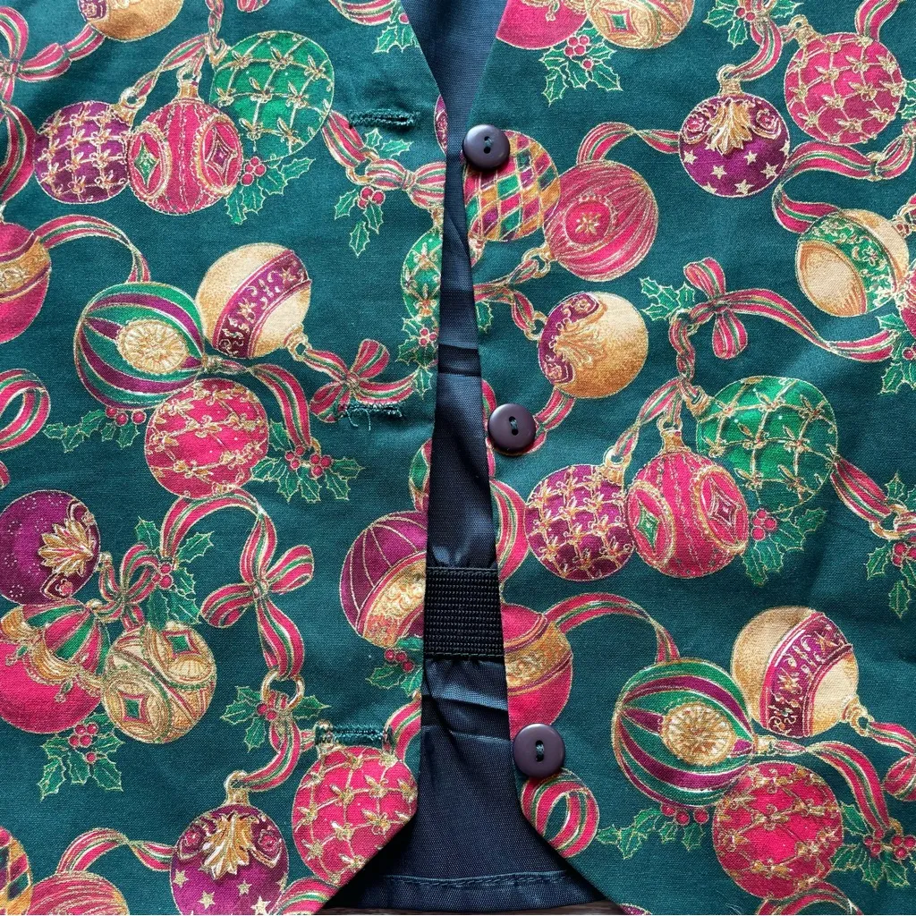 Color Trend Fashion Christmas Ornaments Festive Vest. Size M/L Green - Image 6
