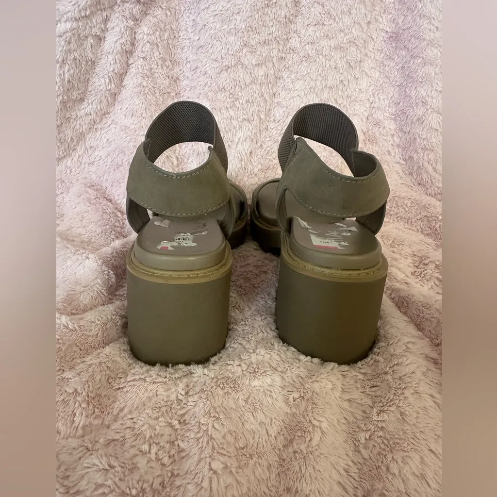 New Mia Sena Beige Neutral Women’s Chunky Platform Casual Comfy Sandal 9.5M - Image 6