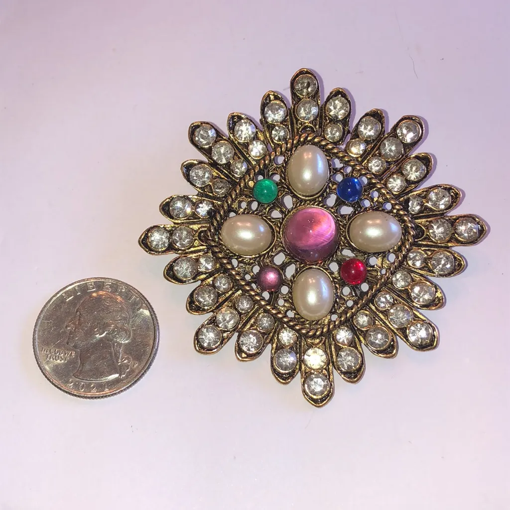 Elegant Vintage Aged Gold Tone Brass Multicolor Boho Brooch - Image 3
