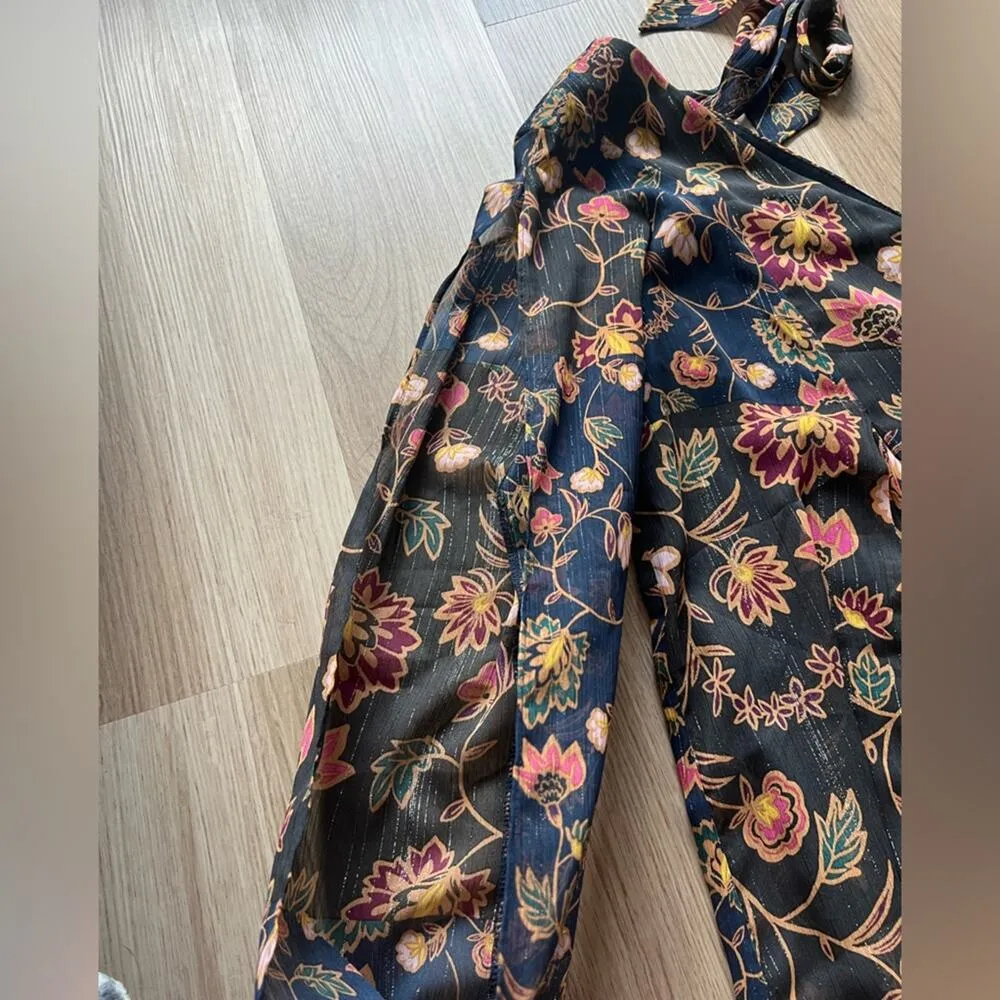 BCBGeneration Navy Blue/Black Metallic Floral Dress, Size Large, Mini Longsleeve - Image 4