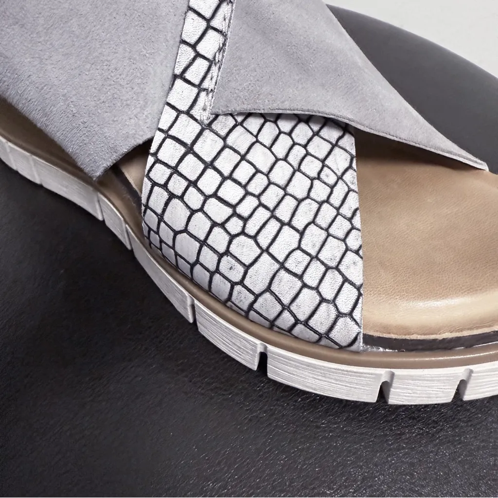 Diba True Grey Black Beachy Keen Suede Leather Wedge Slip On Platform Sandals Gray Size 8 - Image 10