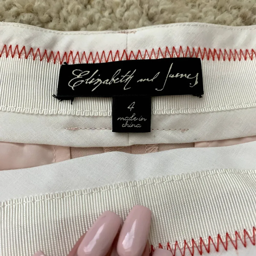Elizabeth and James light pink shorts size 4 - Image 3