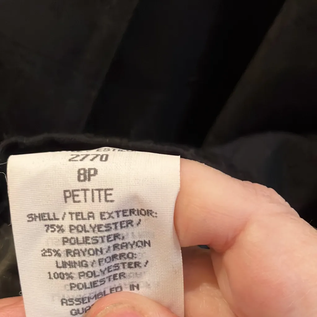 FINAL MARKDOWN Sag harbor blazer 8 petite - Image 4