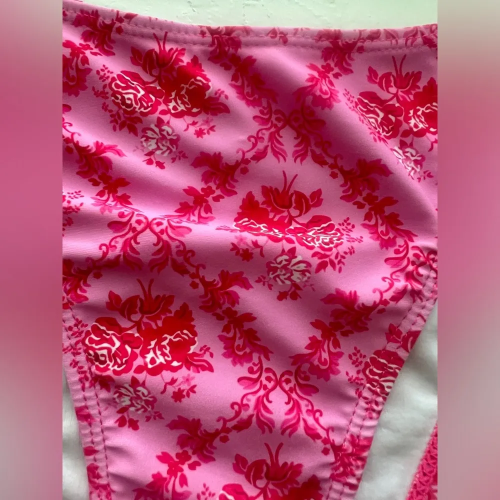 Vibrant Pink and Red Bikini with Triangle Top and High-Cut Design - Image 3