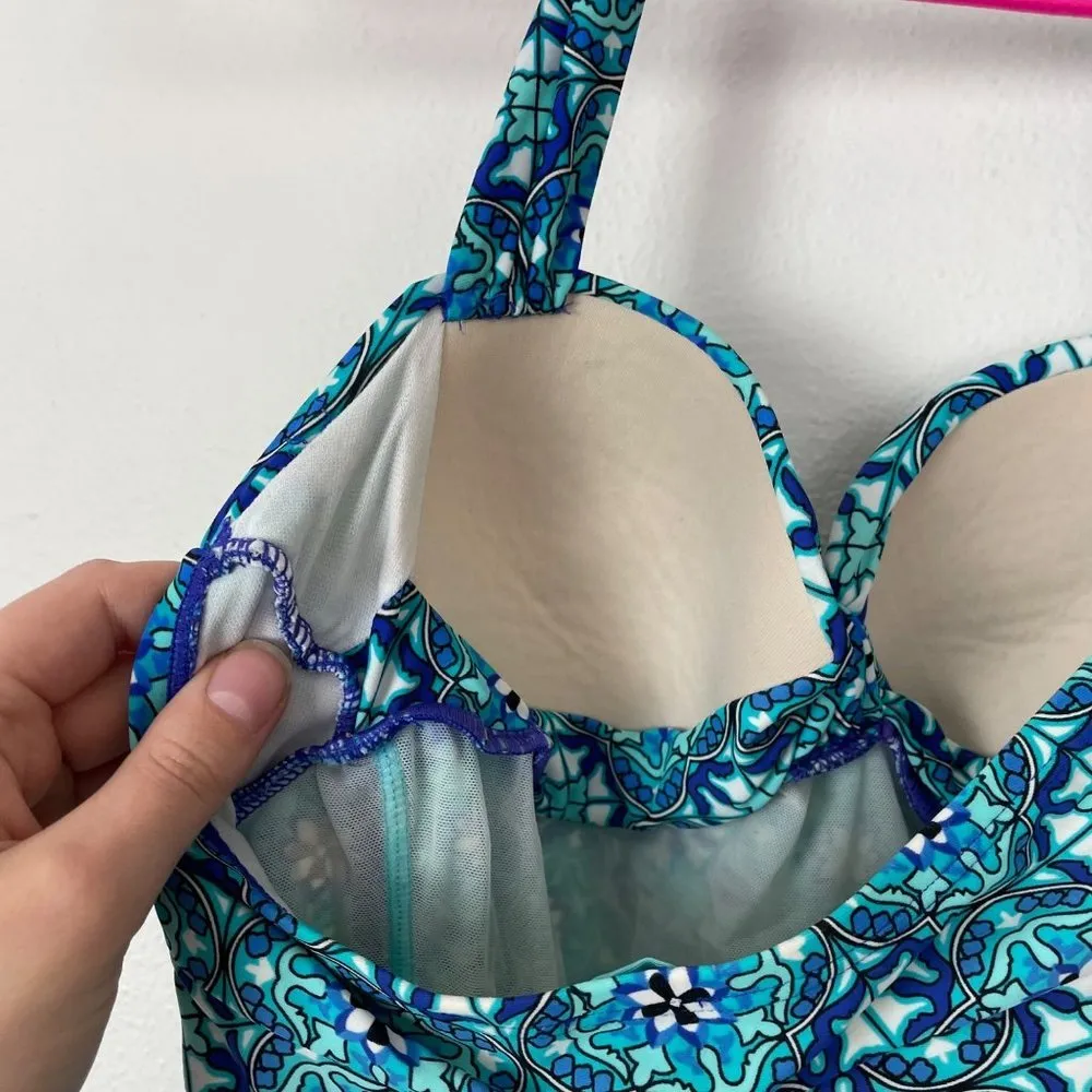 Assets by Spanx Woman's Sz S Blue Geometric Tile Halter Neck One Piece Swim Suit - Image 7