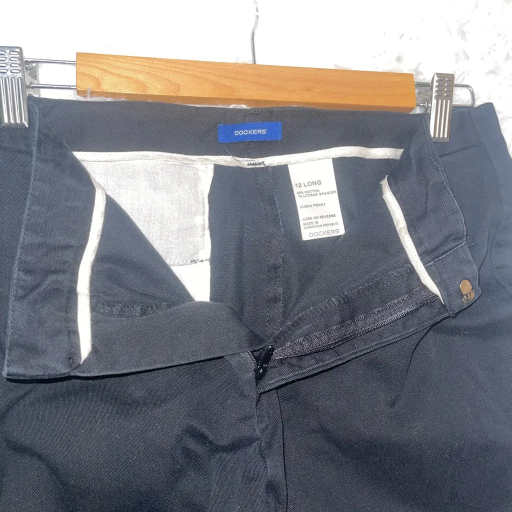Dockers black chino pants slacks womans clean front size 12 TALL EUC - Image 3