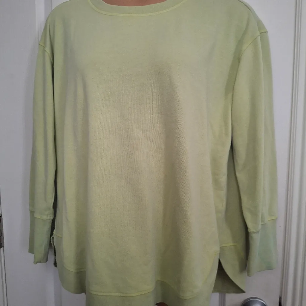Maurices 1x Casual Light Green Sweatshirt for Women - Image 3