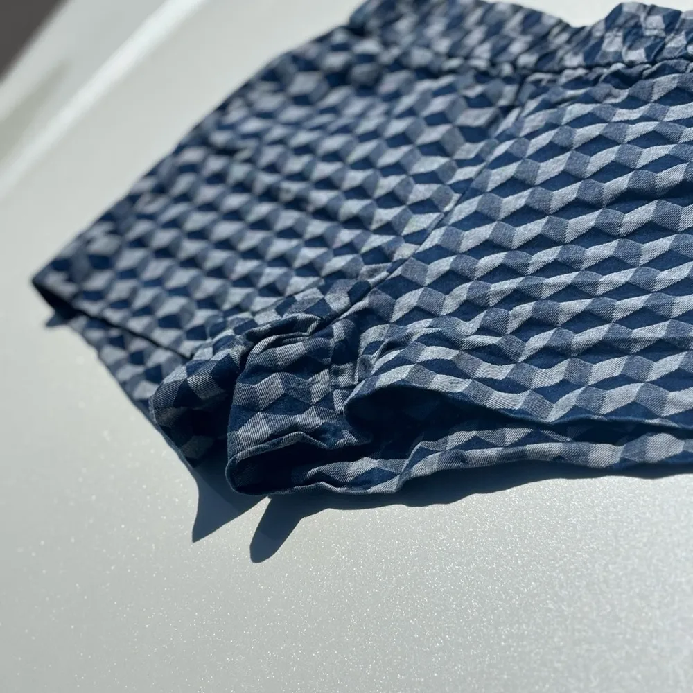 J Crew Geometric Blue Women's Shorts. 6 - Image 6