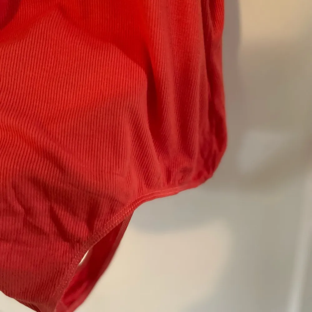 AGOLDE -Rianne High Neck Racerback Ribbed Tank Bodysuit Women's Large - Image 11